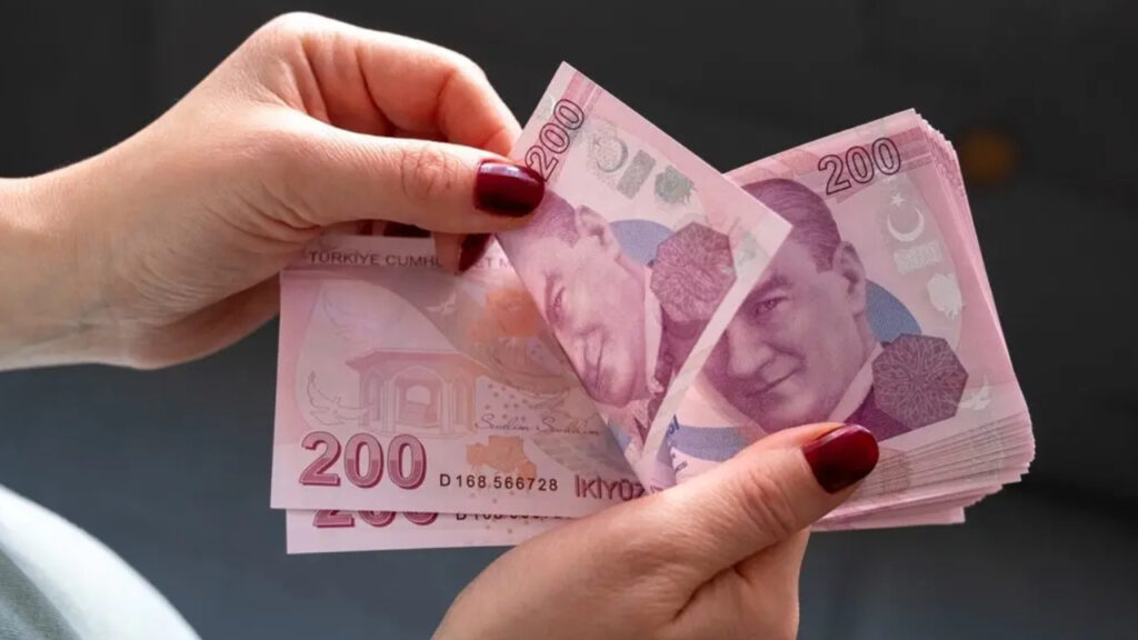 Son dakika | Memur ve emekliye ek zam gelecek mi? Cevdet Yılmaz’dan açıklama