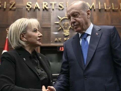 ‘Transferler’ sürüyor: Meclis’teki sandalye dağılımında son durum ne?